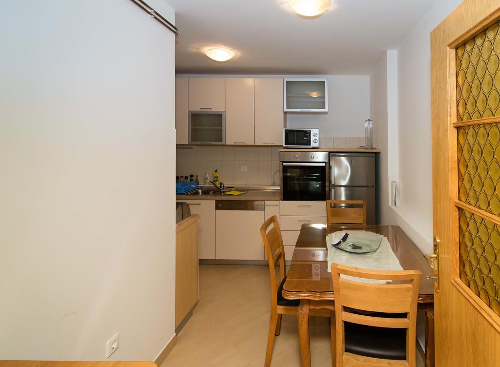 Apartment Peran Šibenik Eksteriør billede
